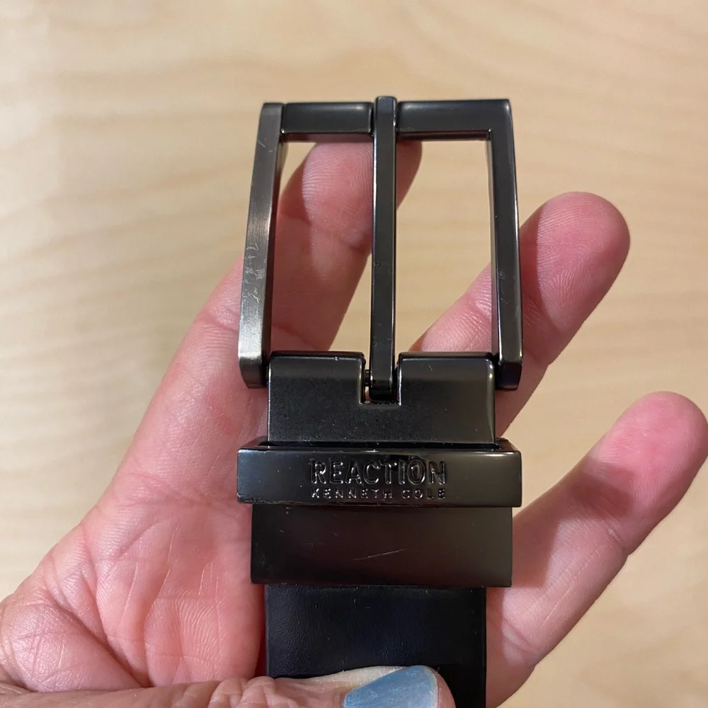 Kenneth Cole Reaction Belt size 32 (H) - Picture 5 of 7